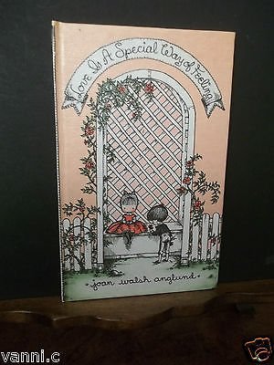 LOVE IS SPECIAL WAY OF FEELING-JOAN WALSH ANGLUNG-1960 IL LINGUA …