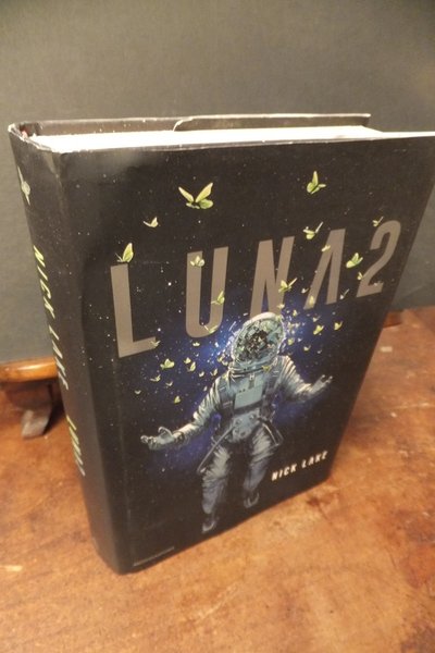 LUNA 2