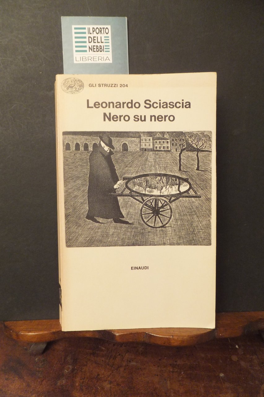 NERO SU NERO | Immagine principale