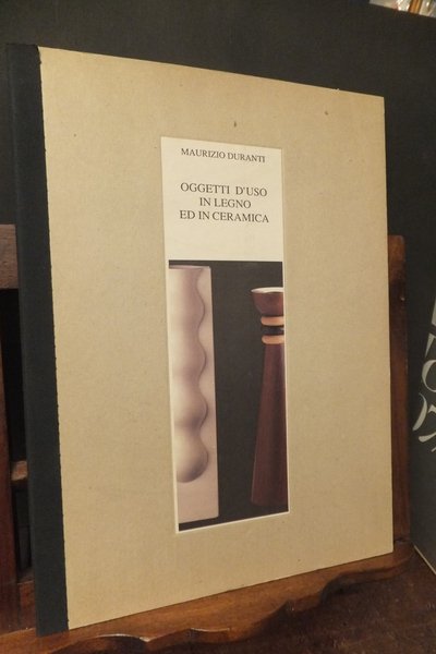 OGGETTI D'USO IN LEGNO ED IN CERAMICA