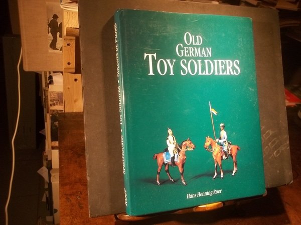 OLD GERMAN TOY SOLDIERS