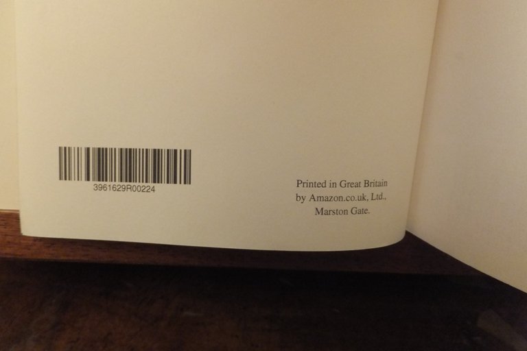 PAROLE ANTONIA POZZI EDIZIONE ANOMALA STAMPATA IN GRAN BRETAGNA