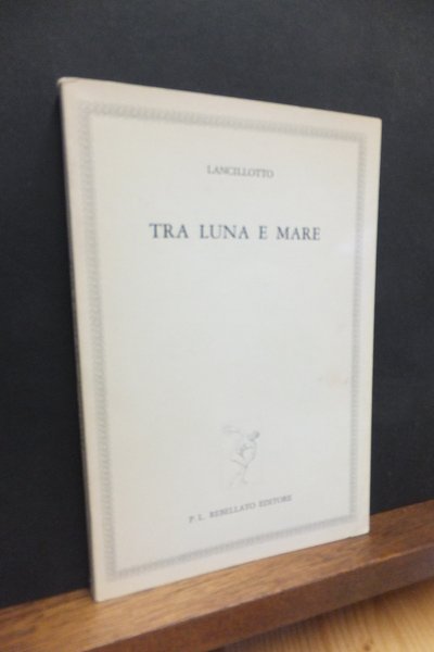 TRA LUNA E MARE - STORIE BLU -