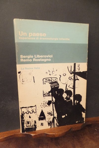 UN PAESE ESPERIENZE DI DRAMMATURGIA INFANTILE