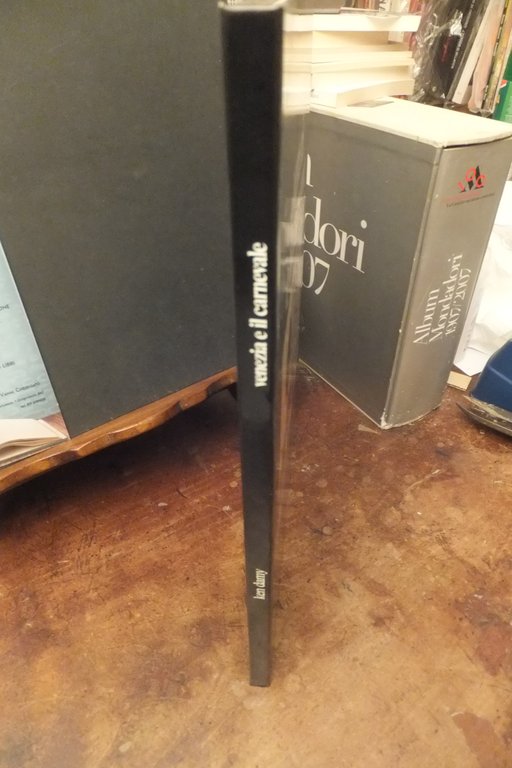 VENEZIA E IL CARNEVALE KEN DAMY