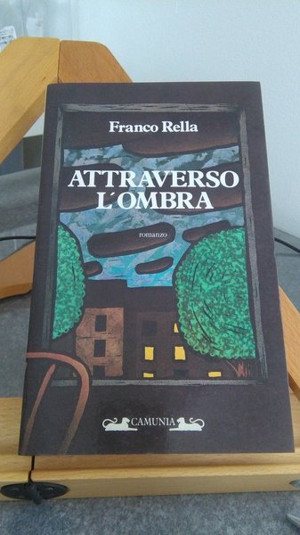 ATTRAVERSO L'OMBRA