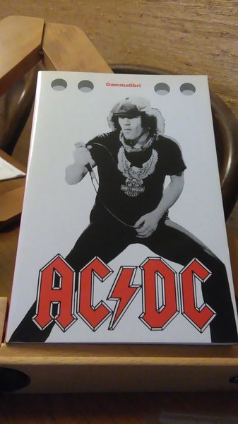 AC / DC