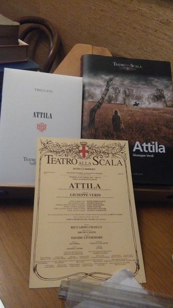 ATTILA. VERDI. TEATRO ALLA SCALA. VOLUME + LOCANDINA + BUSTA …