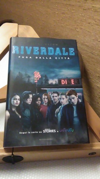 RIVERDALE. FUGA DALLA CITTà