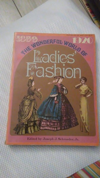 THE WONDERFUL WORLD FO LADIES' FASHION