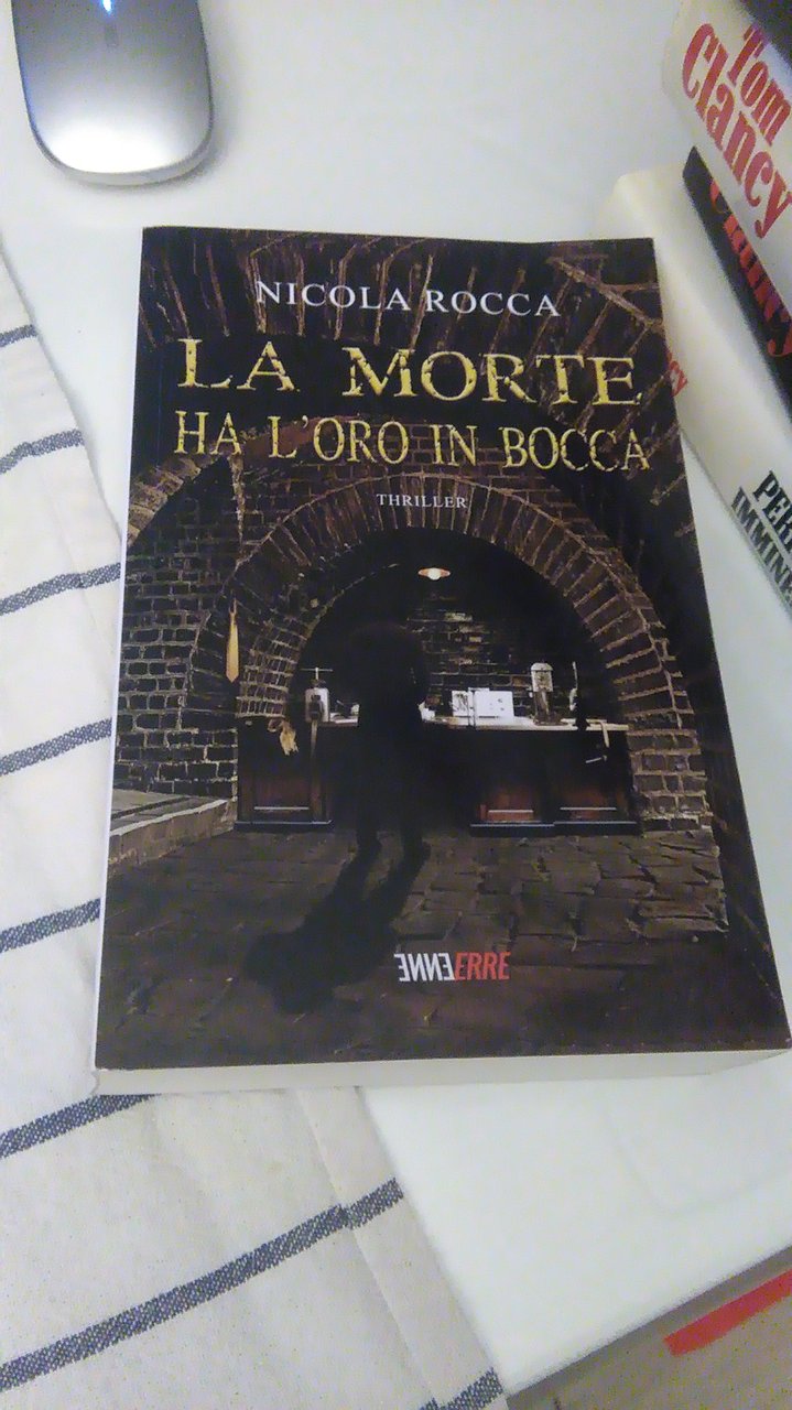 LA MORTE HA L'ORO IN BOCCA