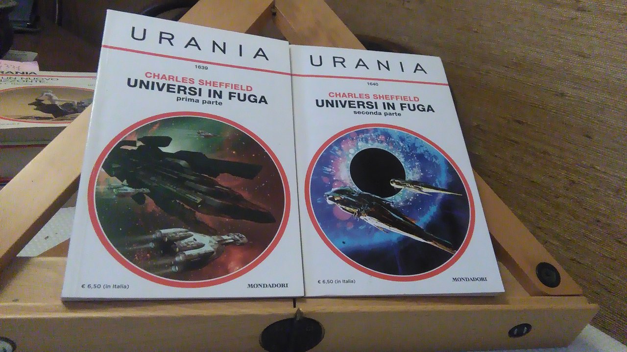 UNIVERSI IN FUGA