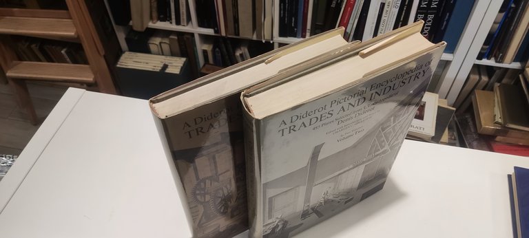 A Diderot Pictorial Encyclopedia of Trades and Industry (2 volumi)