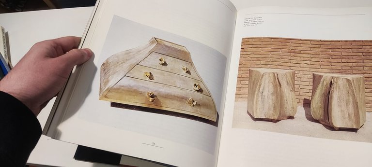 Il mobile surrealista