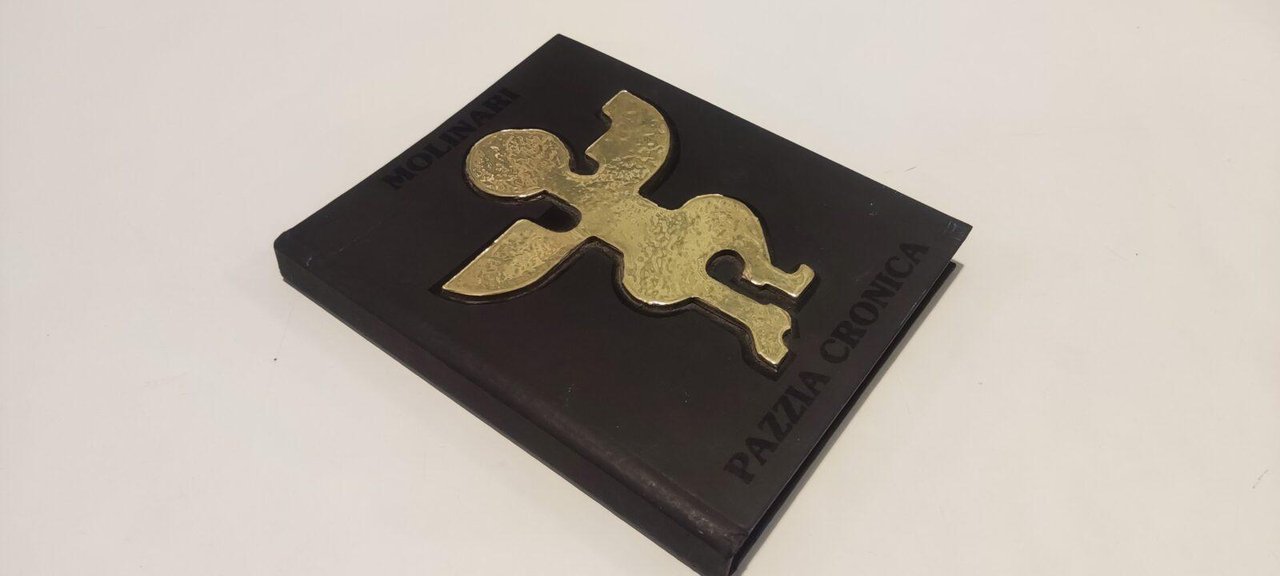 Pazzia Cronica | Immagine principale