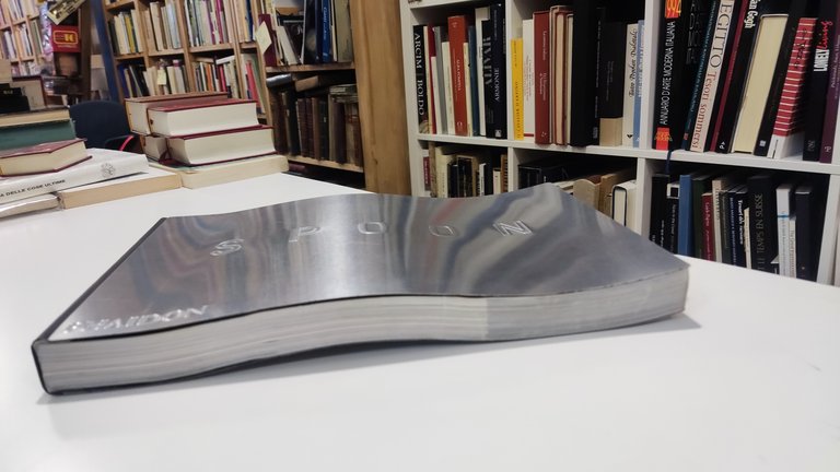 Spoon Designers - 100 Designer Con copertina in metallo