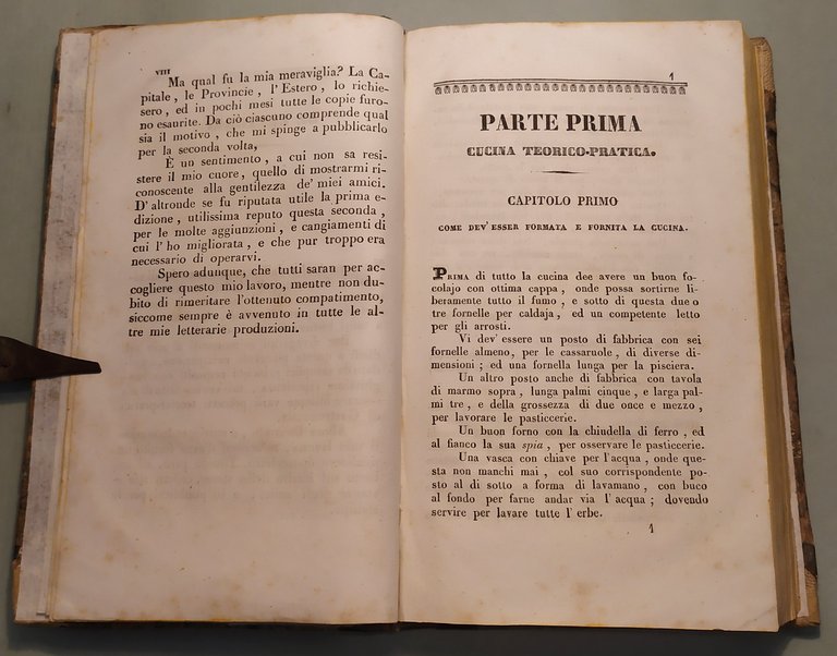 Cucina teorico-pratica col corrispondente riposto ed apparecchio di pranzi e …