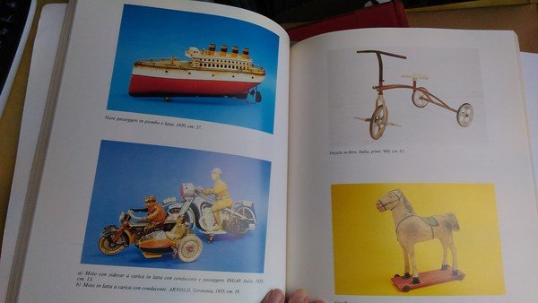 Fumetti, giocattoli e arti grafiche fonti storiche non tradizionali (fine …