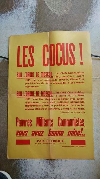 Les cocus! Sur l'ordre de Moscou, le Chefs Communistes ont …