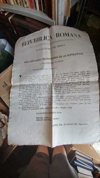 Questo suolo comunale non ha che pochi abitanti: ma dessi vi benedicono. La comunità non è l'ultima fra le italiane della camerinensa provincia. Conservi il Cielo la Repubblica Reggenza la quale, proclamando uguaglianza, verità e amore, rompe con mano amica le carene della servitù, distrugge i privilegi di alcune classi…