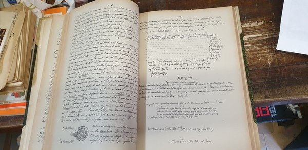 Diplomatica.