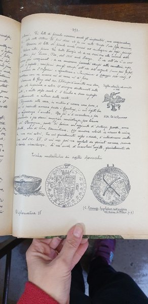 Diplomatica.