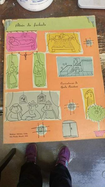 Atras da fachada. Caricature. La Brentani triestina è emigrata in …