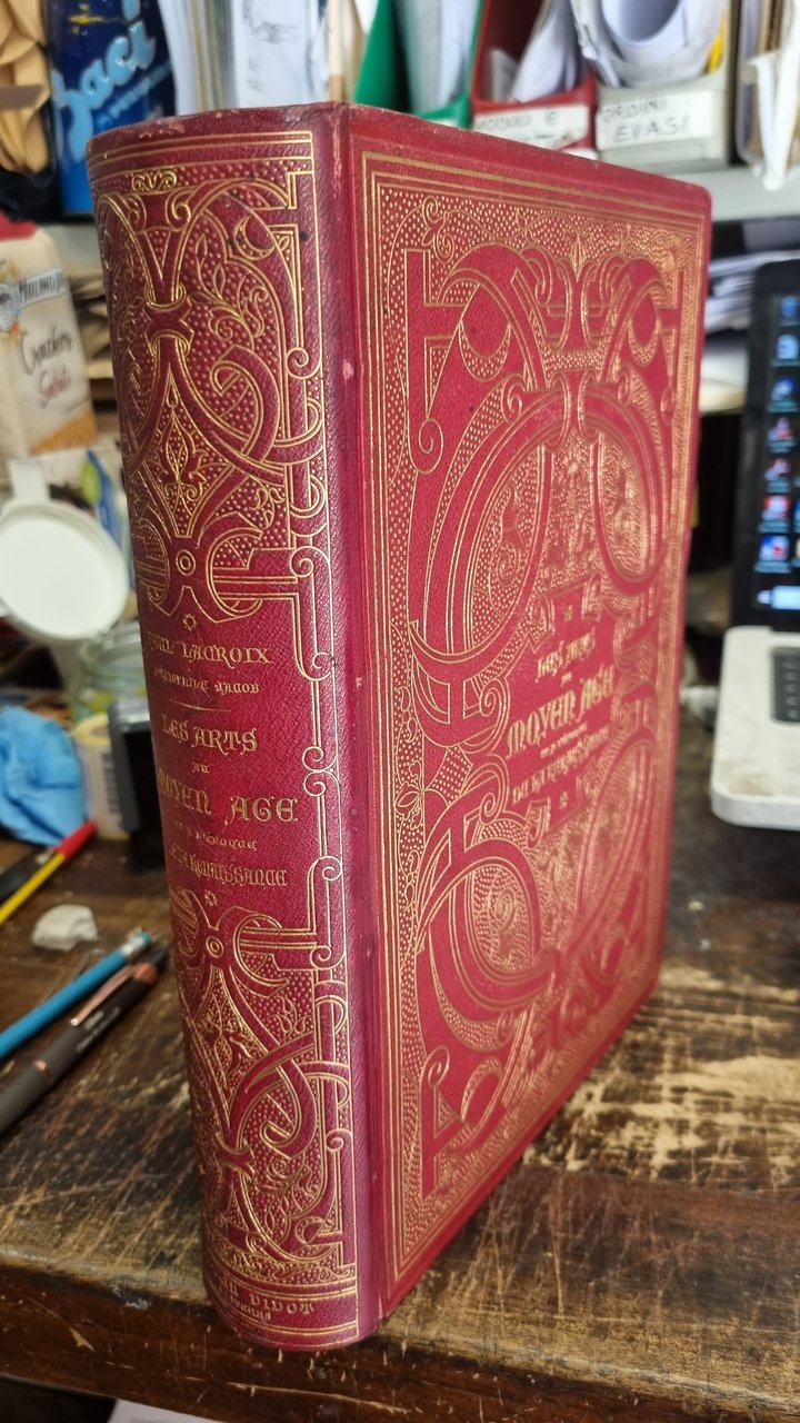 Les Arts au Moyen Age et a l'époque de La …