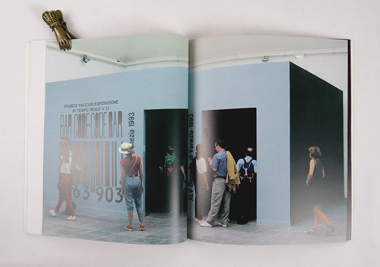 Esposizione in tempo reale n° 21. Bar Code - Code …