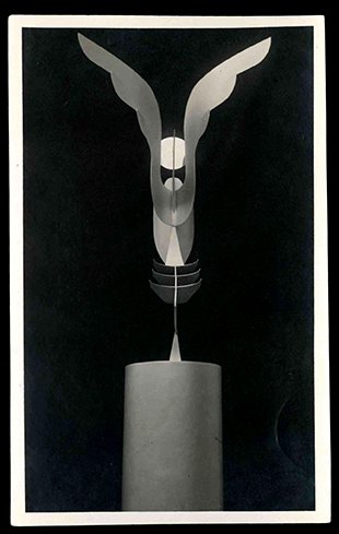 [Fotografia vintage dell’opera “LA VITTORIA DELL’ARIA” ripresa da tergo nella …