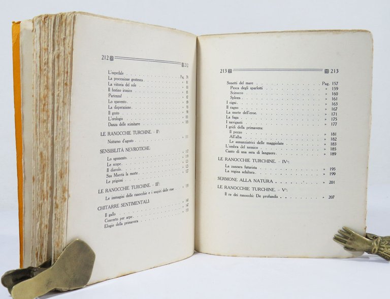 Le ranocchie turchine col manifesto del Futurismo di F.T. Marinetti