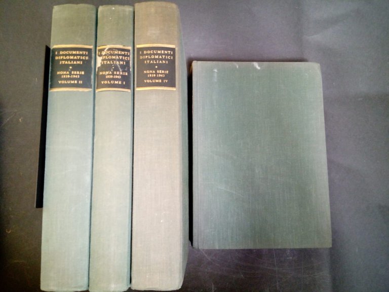 AA.VV. I documenti diplomatici italiani. Nona serie 1939-1943. Voll. I-II-III-IV. …