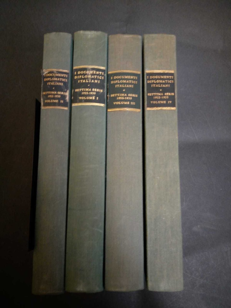 AA.VV. I documenti diplomatici italiani. Settima serie 1922-1935. Voll. I-II-III-IV. …