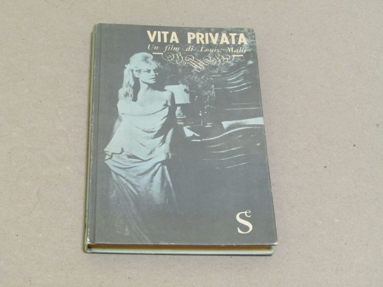 AA. VV. Vita privata
