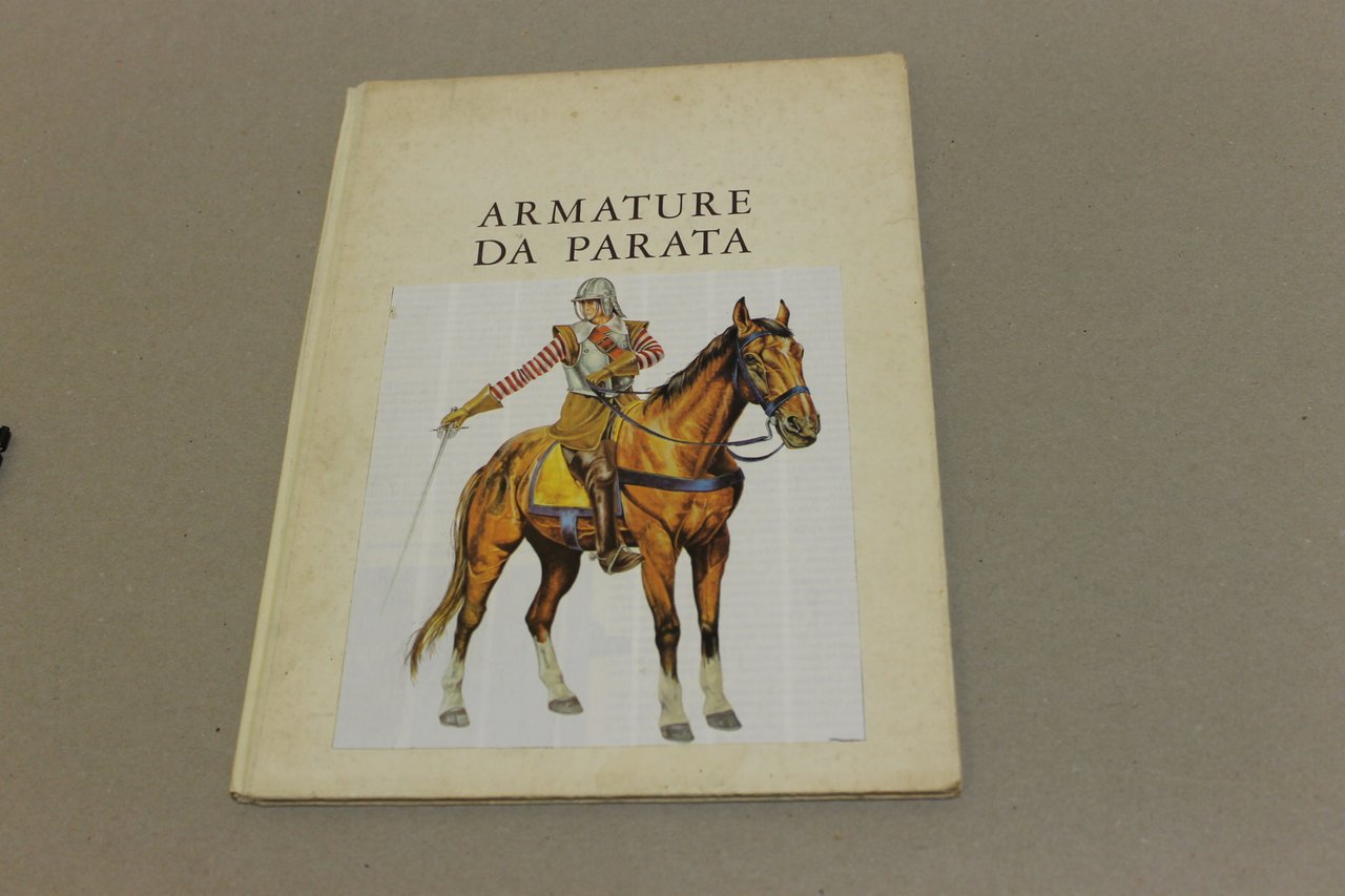 Armature da parata | Immagine principale