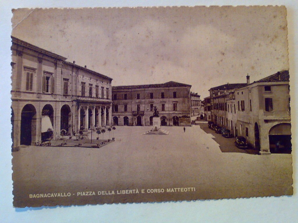 BAGNACAVALLO cartolina - Piazza Libertà / Corso Matteotti