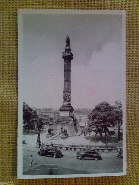 cartolina di BRUXELLES / COLONNE DU CONGRES � 1954