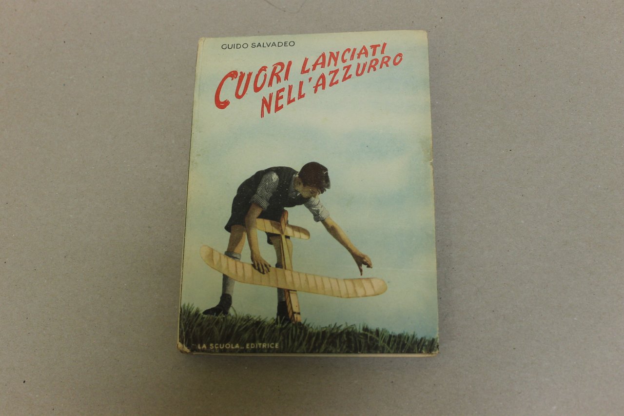 Cuori lanciati nell'azzurro