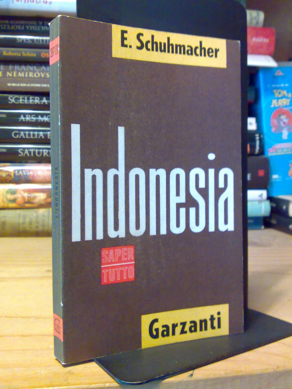 E. Schumaker - INDONESIA - Garzanti 1962 � illustrato
