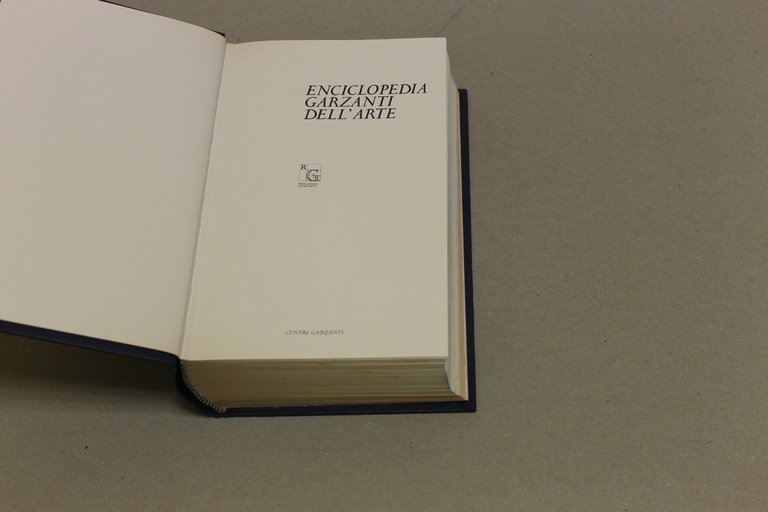 Enciclopedia Garzanti dell'arte