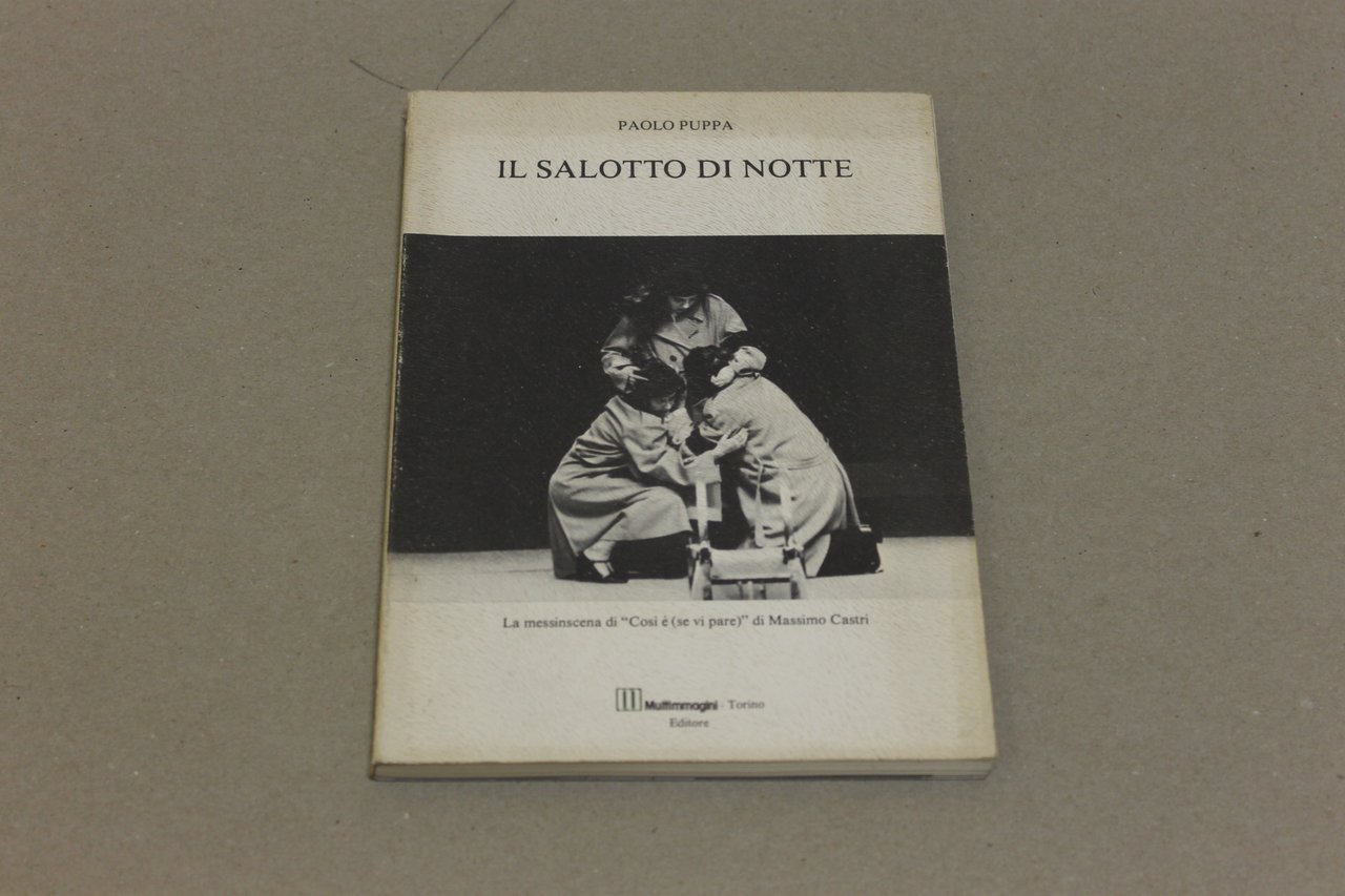 Il salotto di notte | Immagine principale