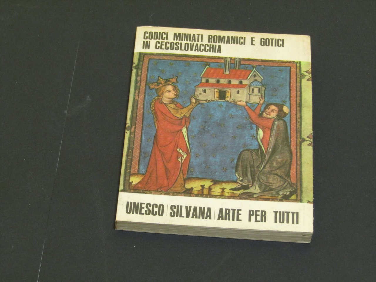 Kvet Jan. Codici miniati romanici e gotici in Cecoslovacchia. Silvana …