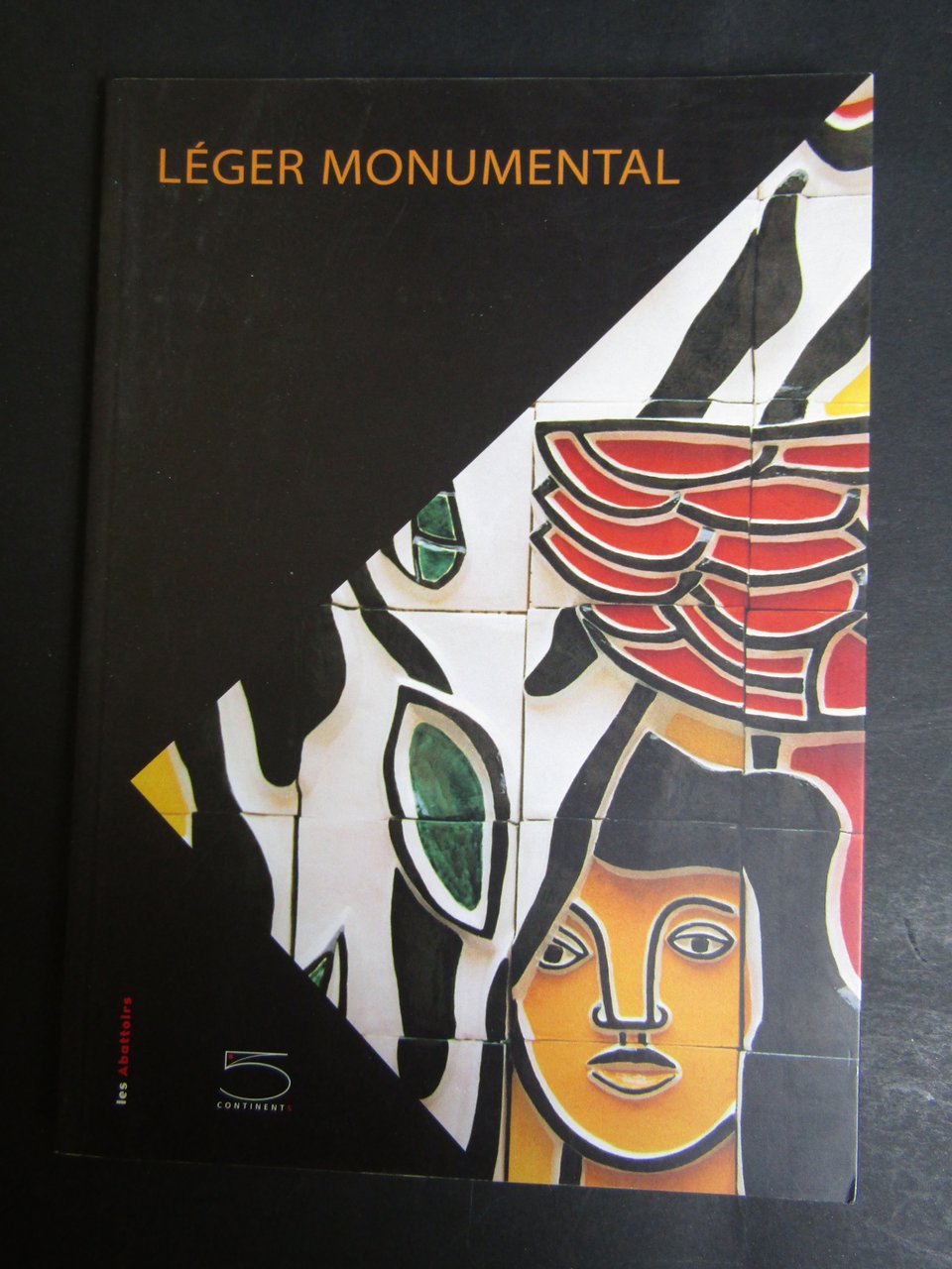 Leger monumental. 5 continents. 2005
