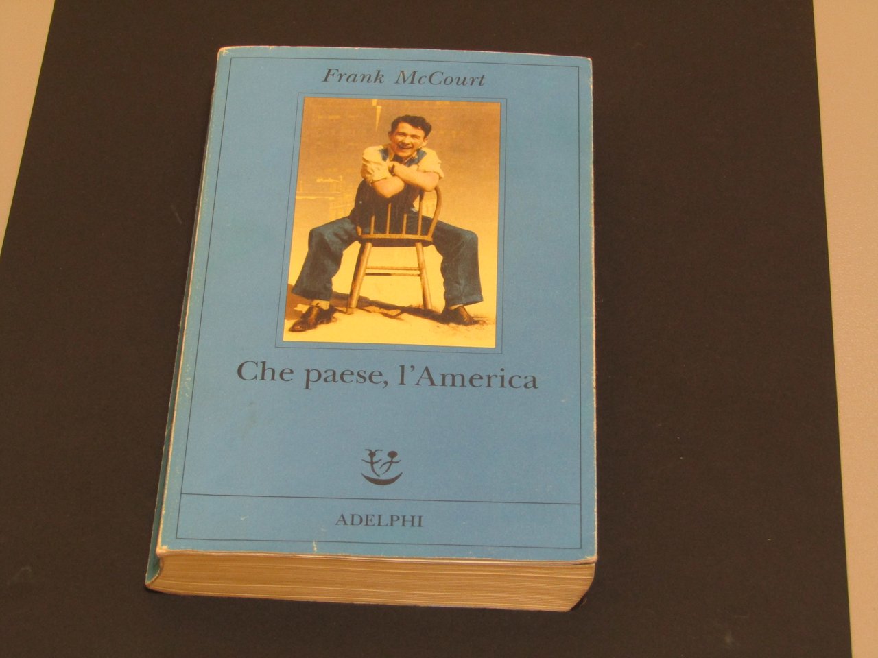 MacCourt Frank. Che paese, l'America. Adelphi. 2000 - II | Immagine principale