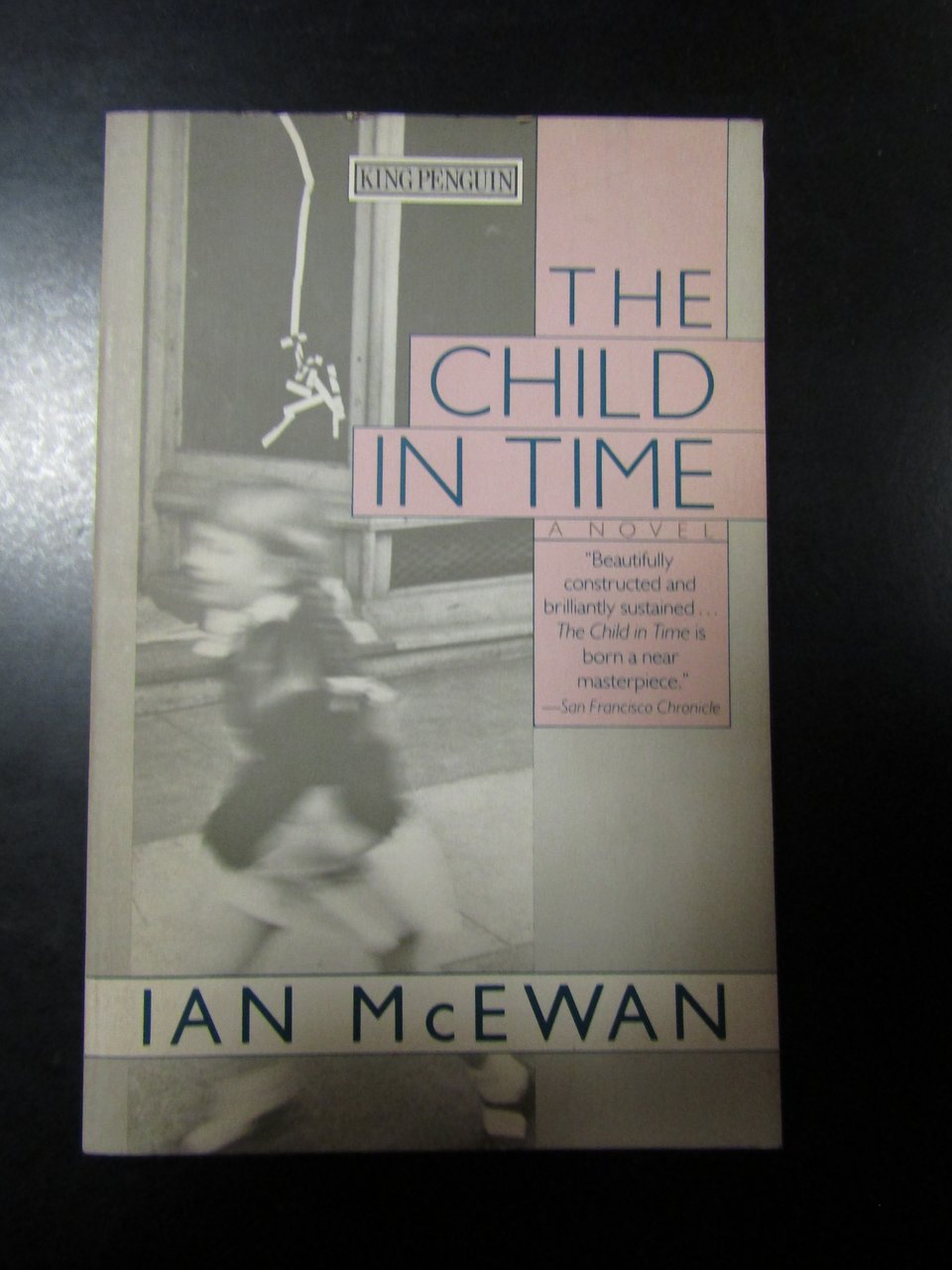 McEwan Ian. The child in time. Penguin Books 1988.