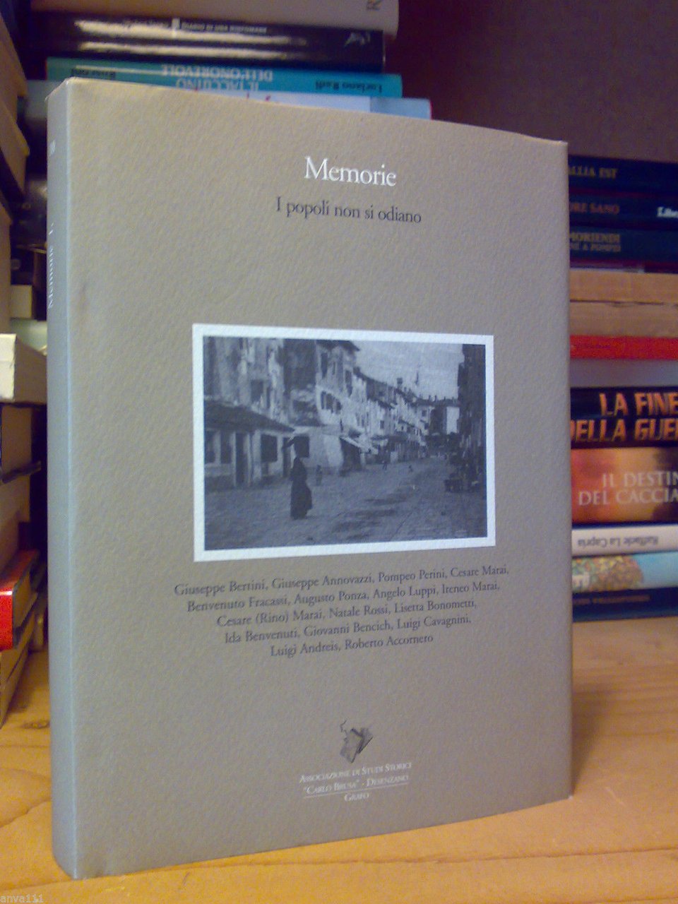 MEMORIE - I POPOLI NON SI ODIANO - Grafo / …