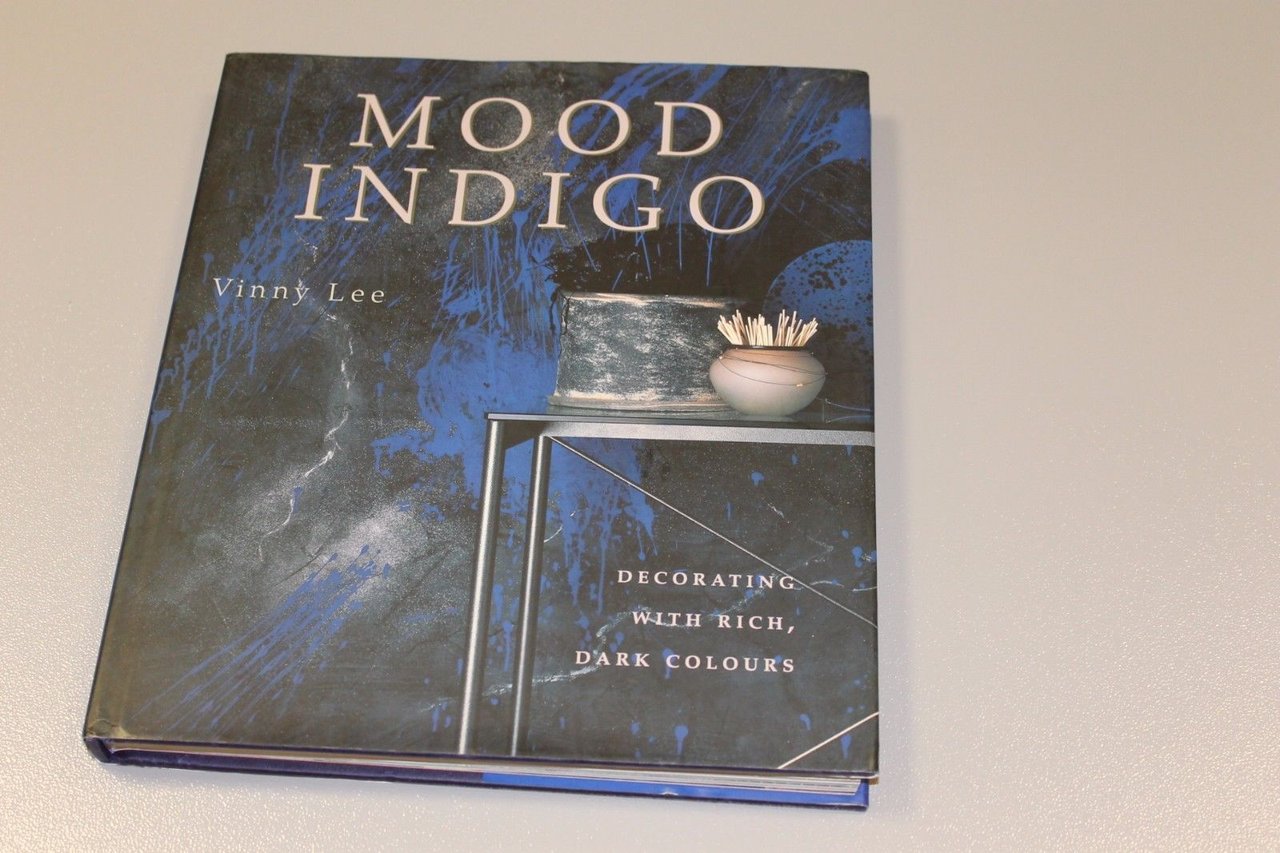 Mood Indigo. Decorating with Rich Dark Colours
