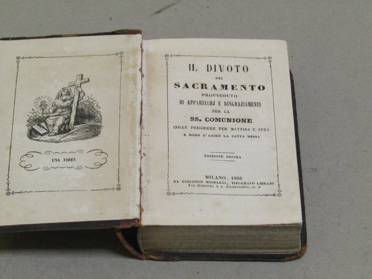 N. D. Il divoto del sacramento provveduto di apparecchi e …