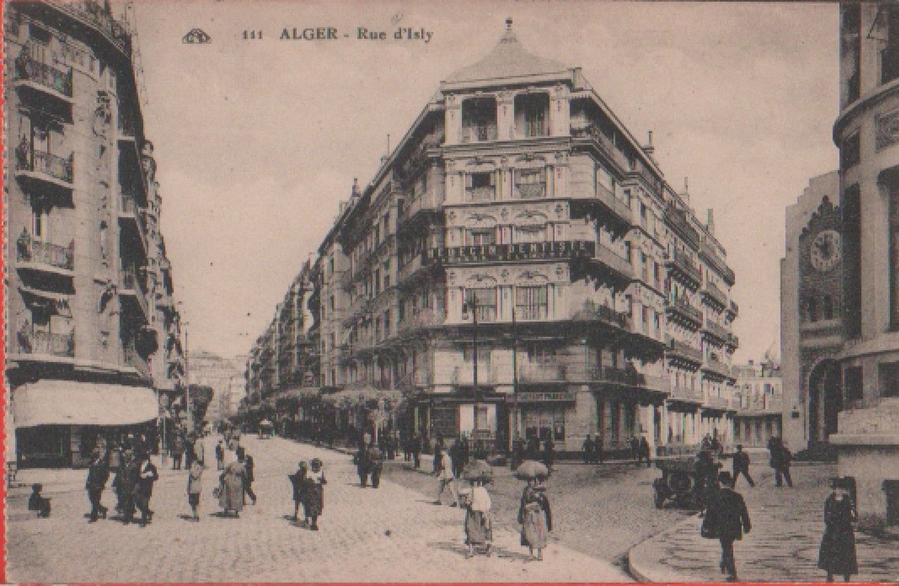 Alger. Rue d'Isly. Animata. Non viaggiata