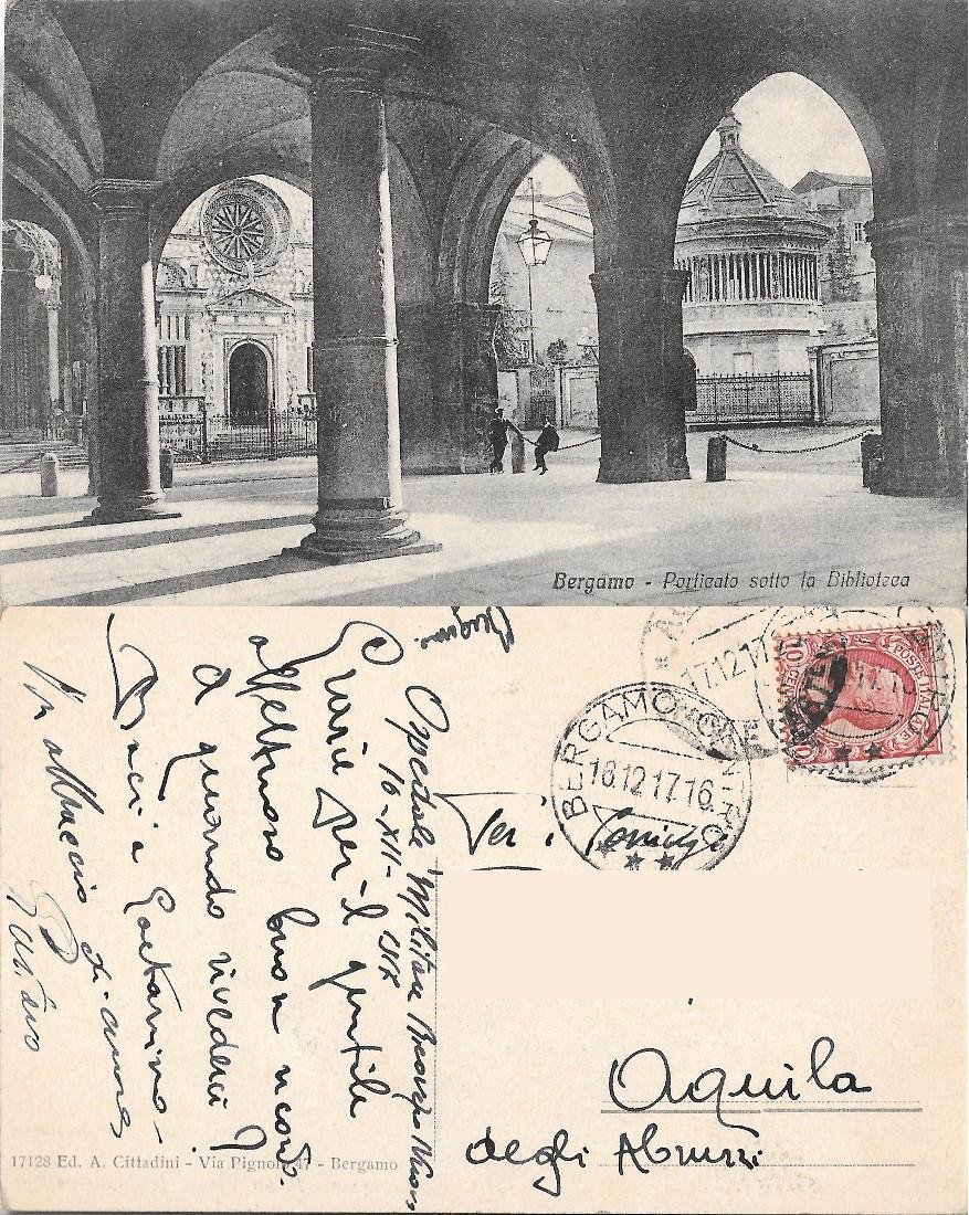 Bergamo. Porticato sotto la Biblioteca. Viaggiata 1917